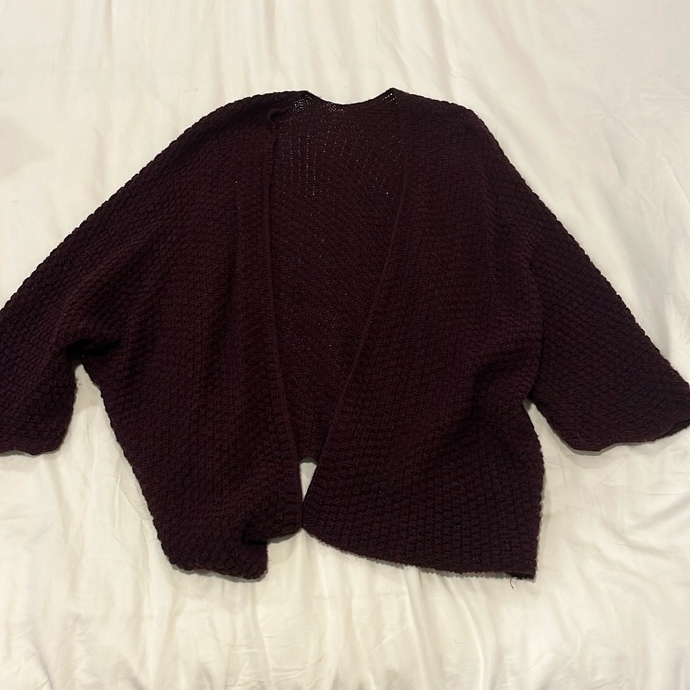 Maroon sweater